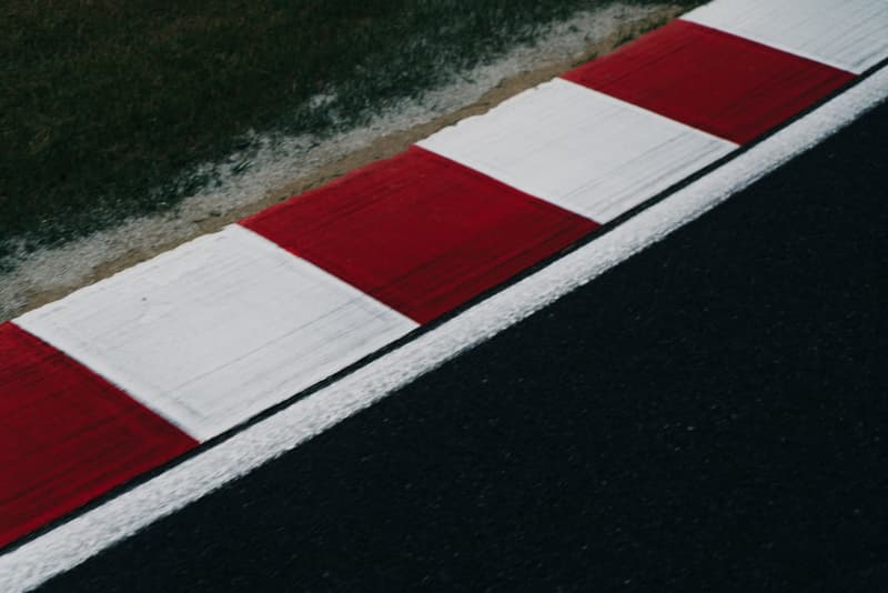 F1 日本GP BAPE ベイプ APE エイプ コラボレーション バルテリ・ボッタス セバスチャン・ベッテル ルイス・ハミルトン