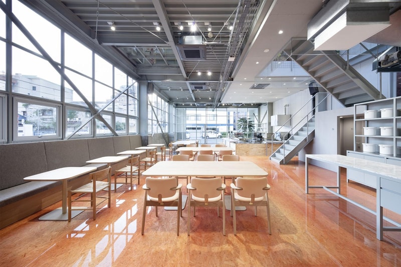 ブルーボトルコーヒーの日本1号店がフラッグシップカフェとしてリニューアル Blue Bottle Coffee の日本1号店が清澄白河 フラッグシップカフェとしてリニューアルオープン