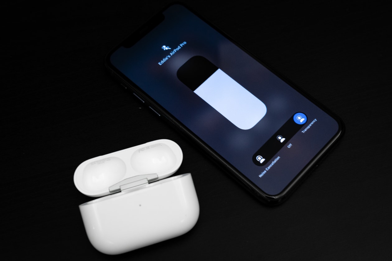 アップル エアポッズ プロ Apple AirPods Pro  付けた瞬間から圧倒的な没入感を実現する 先行レビュー