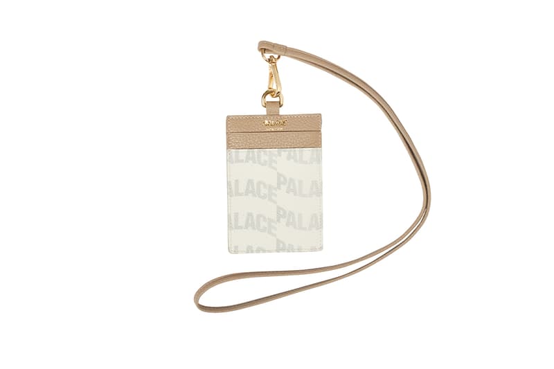 パレス 2019年冬コレクション一覧 - フットウェア＆アクセサリー＆小物 Palace Winter 2019 Accessories & Hardware First Look Socks Driving Shoe Tote Bag Washbag Neck Card Holder Palace Belt Pharaoh Necklace P-Stealth Umbrella Titleist Pro V1 Golf Balls Tri-Ferg Weed Bull Ashtrays Bangle pin Ping Keyring Sticker Pack Skateboards