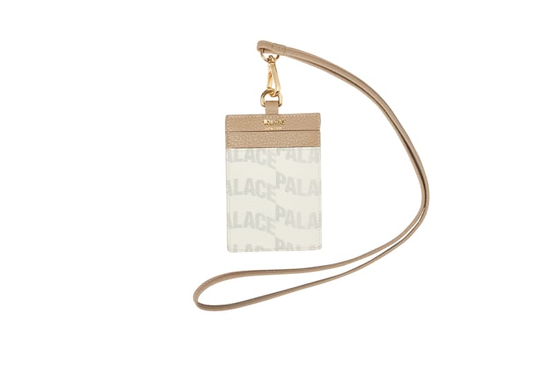 パレス 2019年冬コレクション一覧 - フットウェア&アクセサリー&小物 Palace Winter 2019 Accessories & Hardware First Look Socks Driving Shoe Tote Bag Washbag Neck Card Holder Palace Belt Pharaoh Necklace P-Stealth Umbrella Titleist Pro V1 Golf Balls Tri-Ferg Weed Bull Ashtrays Bangle pin Ping Keyring Sticker Pack Skateboards