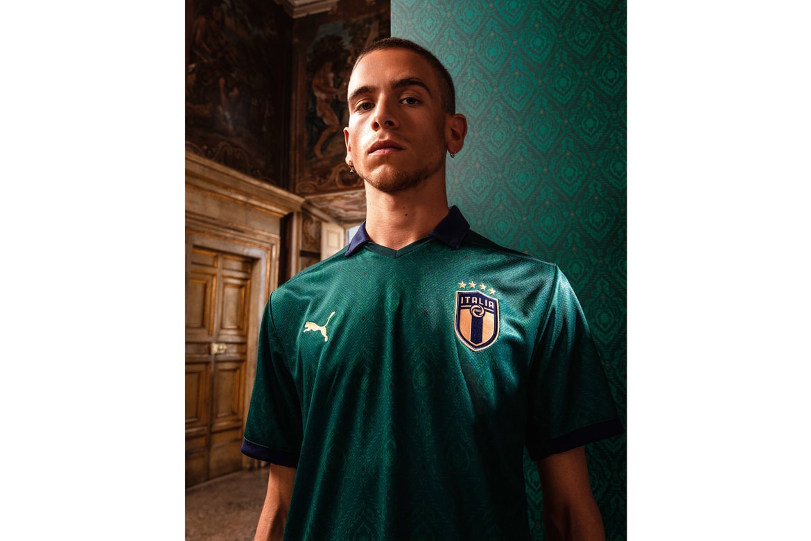 ルネサンスから着想を得たサッカーイタリア代表の新3rdユニフォームが公開 Hypebeast Jp
