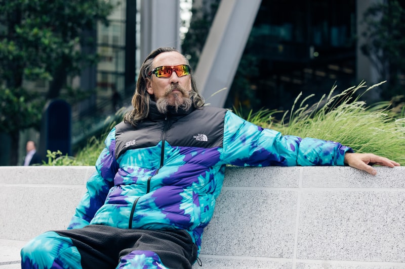 スニーカーズアンスタッフ × ノースフェイスのコラボコレクションが登場 sneakersnstuff the north face 20th anniversary capsule collection tie dye black purple blue puffer nuptse jacket berkley boot denali fleece sweatpants hat sns