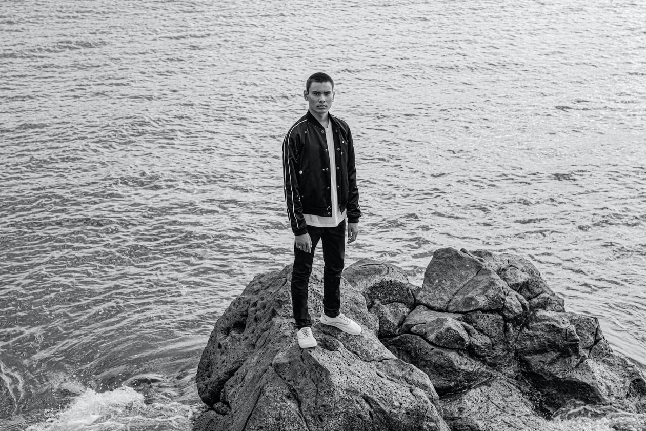 写真家 Evan Mock が捉えた Saint Laurent の大胆なスピリット Saint Laurent Team Up With Evan Mock for an Idyllic Venice Sneakers Lookbook Fashion Luxury Streetwear Hawaii Counter Culture 