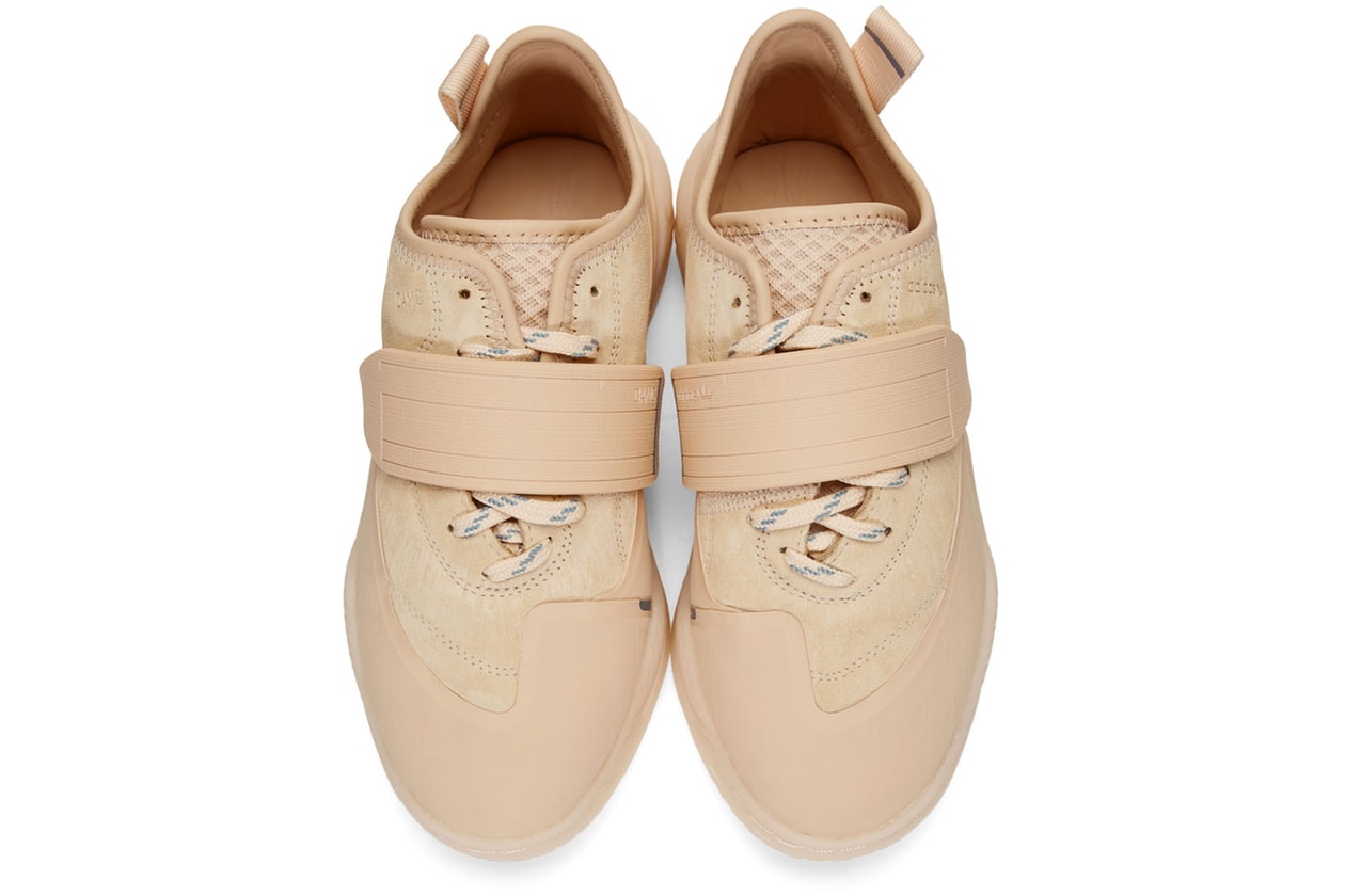 今冬の狙い目セールスニーカー 7 選 Nike Gyakusou Balenciaga VETEMENTS Reebok OAMC adidas Originals Prada Cloudbust adidas Originals x Pharrell Williams Off-White™️ Odsy-1000