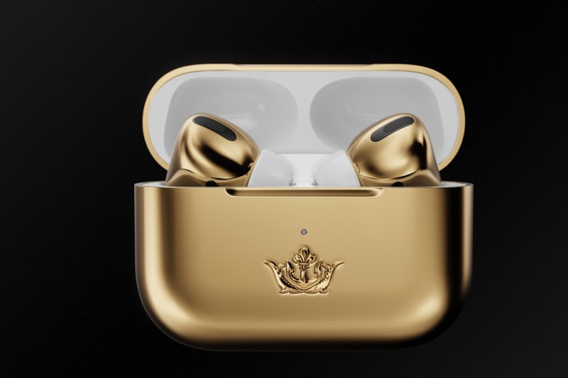 18金でコーティングされた約730万円の AirPods Pro が登場 Caviar Apple 18-Karat AirPods Pro $67,000 USD