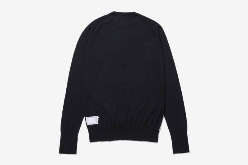 フラグメント x ジョン スメドレーの 藤原ヒロシの愛用ニットをベースとした fragment design x John Smedley のコラボアイテムが登場 fragment design John Smedley Crewneck essentials sweaters long sleeves pullovers shirts made in england sea island wear thunderbolts logo packaging ginza hiroshi fujiwara