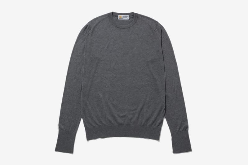 フラグメント x ジョン スメドレーの 藤原ヒロシの愛用ニットをベースとした fragment design x John Smedley のコラボアイテムが登場 fragment design John Smedley Crewneck essentials sweaters long sleeves pullovers shirts made in england sea island wear thunderbolts logo packaging ginza hiroshi fujiwara