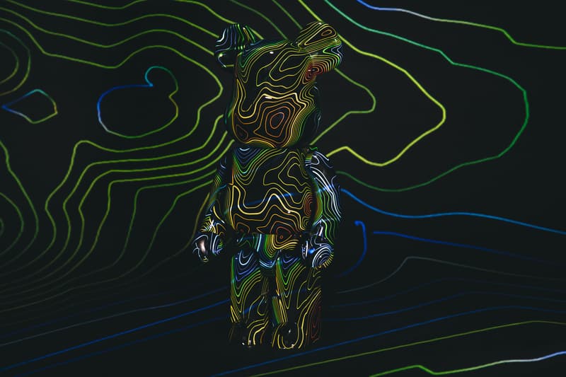 ハイプビースト x メディコムトイのカプセルコレクションが登場 ベアブリック First Look at Hypebeast Medicom Toy's BEARBRICK Capsule Collection SQUARE CUSHION SLIPPERS FLAT 2WAY POUCH