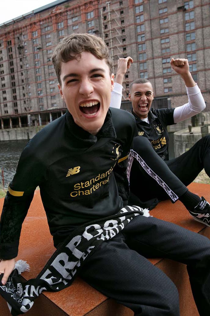 リバプールFC × ニューバランスより6度の欧州制覇を祝した限定コレクションが登場 Liverpool's "Six Times" Black Collection new balance football soccer kits limited edition European champions