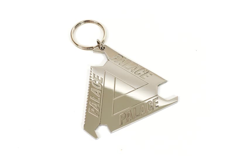 パレス　スケートボード Palace Ultimo 2019 Accessories & Hardware Capsule Collection Seasonal Pieces Polartec Scarf Neck Warmer Gaiter Dominoes Sticker Pack Skate Tool London "Duck Out" Keyring Silver