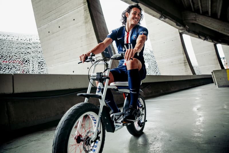 PSG が SUPER73 とタッグを組んだ電動アシスト付き自転車をリリース Paris Saint-Germain x SUPER73 Electric Motorbike psg football club automotive bikes sports collaborations