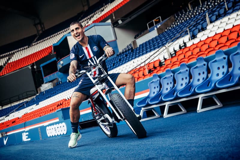 PSG が SUPER73 とタッグを組んだ電動アシスト付き自転車をリリース Paris Saint-Germain x SUPER73 Electric Motorbike psg football club automotive bikes sports collaborations