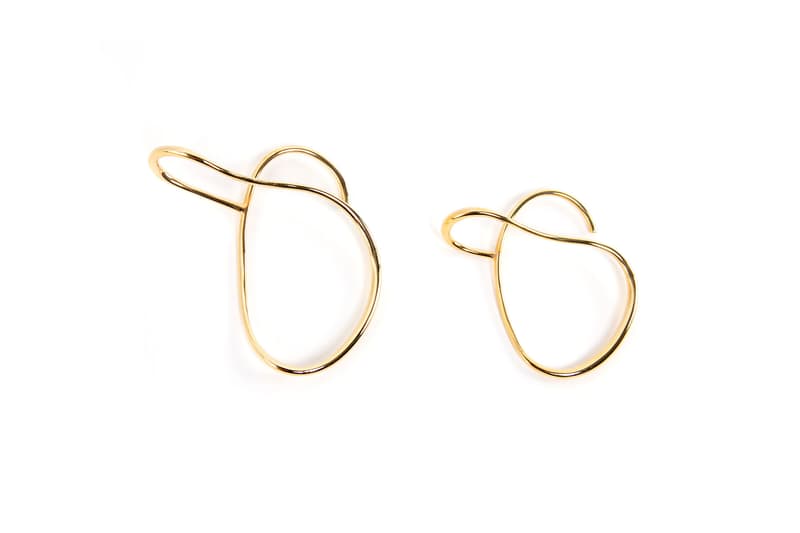 サカイ sacai が直営店舗限定となるホリデーコレクションを発表 