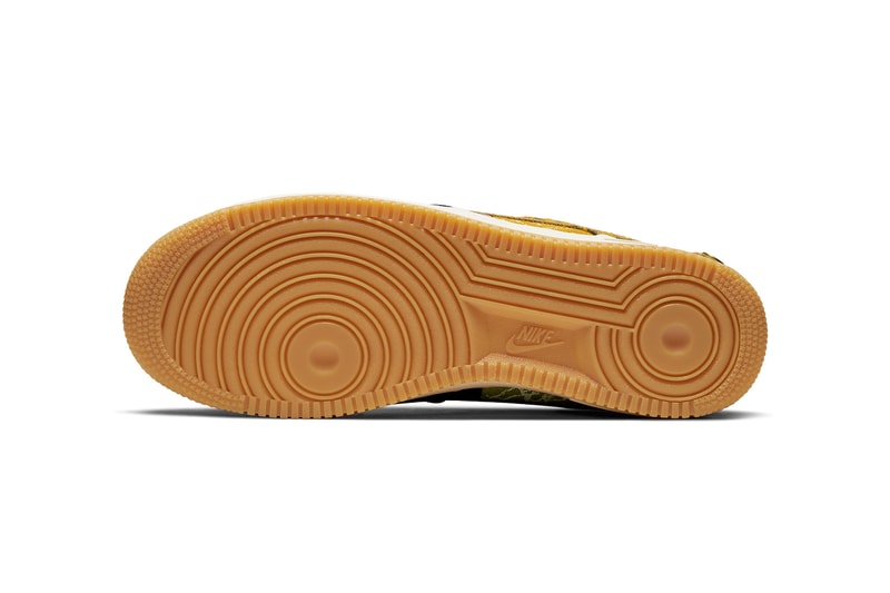 トラヴィススコット x ナイキによる最新コラボAF1の公式情報が解禁 エアフォース1 travis scott nike air force 1 low cactus jack 2019 release date info photos navy brown gum white CN2405 900