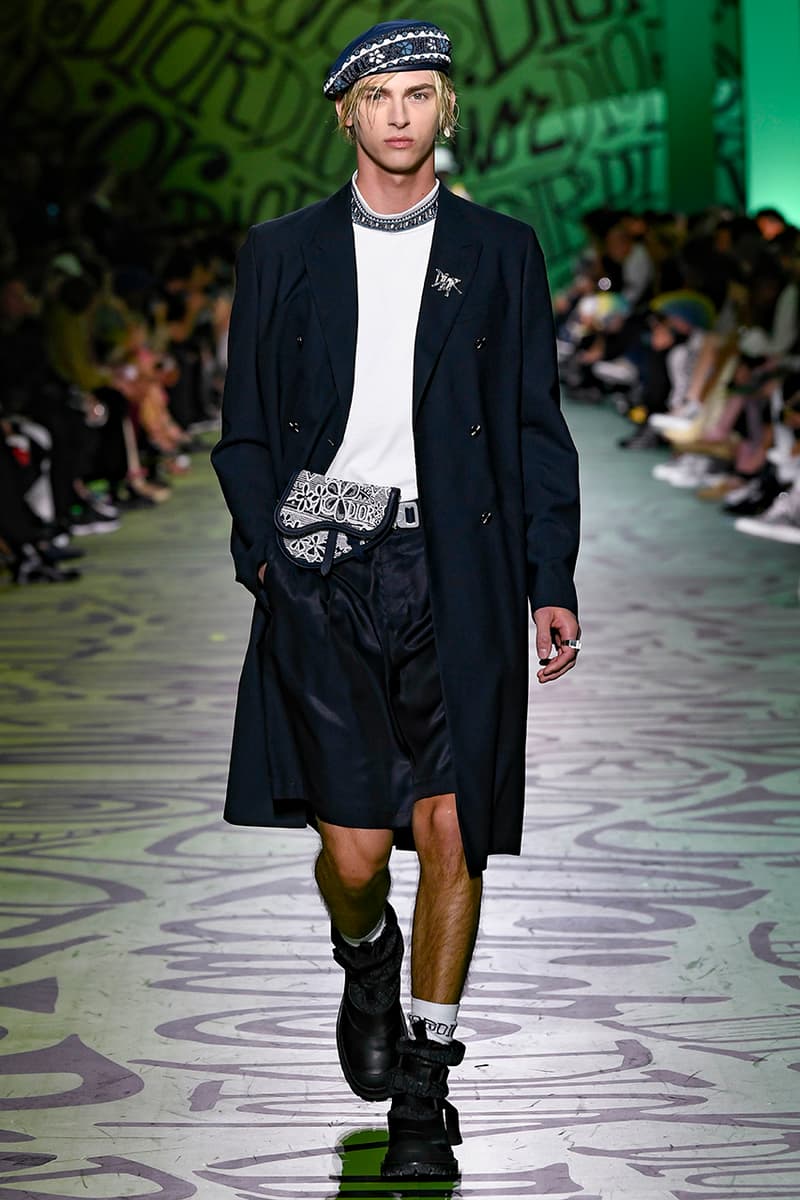 ディオール Dior Fall/Winter 2020 Miami Runway Show Closer Look Looks Kim Jones Shawn Stussy Air Jordan 1 High OG Menswear Tailoring Luxury Fashion Metal Saddle Bag Yoon Ahn pre collection