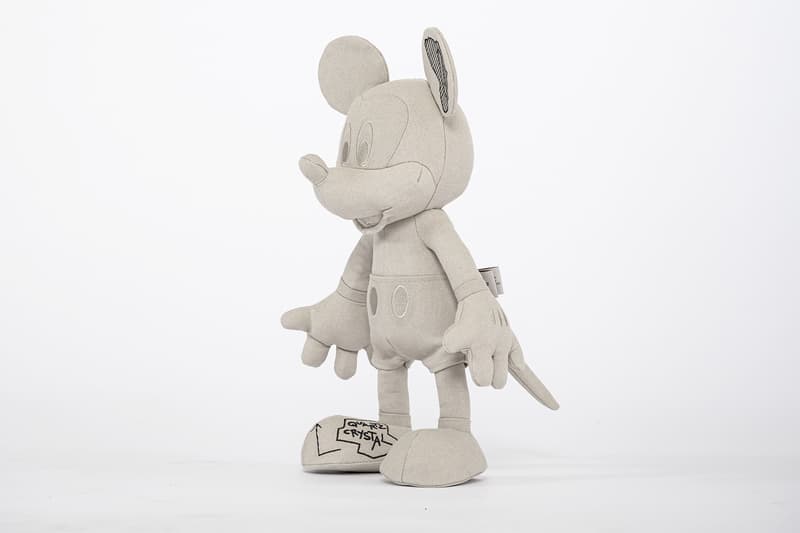 ダニエル・アーシャムの手がけた異色のミッキープロダクトが発売 daniel arsham disney mickey mouse collaborative figures apportfolio exclusive innersect shanghai fair