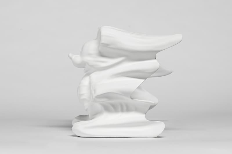 ダニエル・アーシャムの手がけた異色のミッキープロダクトが発売 daniel arsham disney mickey mouse collaborative figures apportfolio exclusive innersect shanghai fair