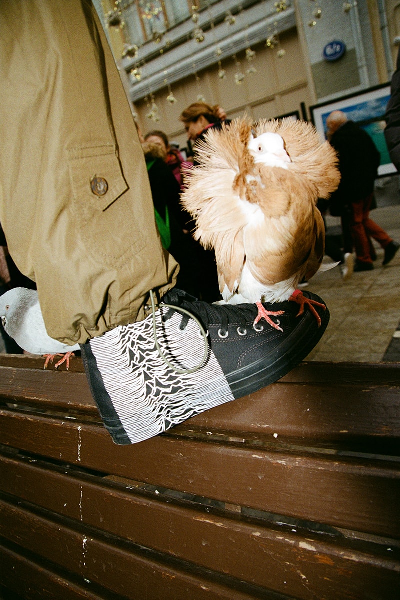 プレジャーズ x ジョイ・ディヴィジョン x コンバースのコラボモデルが発売 Joy Division PLEASURES Converse Chuck 70s Release 424 info Date Buy Los Angeles Black Unknown Pleasures Alex James
