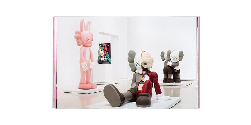  KAWSの歴史を包括的にまとめたアートブック『Companionship in the Age of Loneliness』が発売'Companionship in the Age of Loneliness' Book NGV International Melbourne Exhibition Sculptures Vinyl Paintings Bronze Mount Fuji Japan 