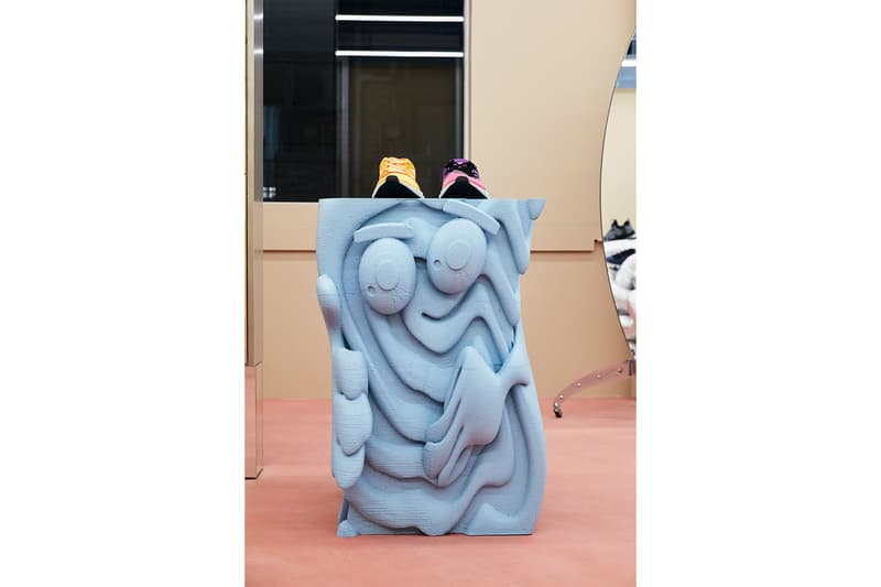 スニーカーズエンスタッフ 注目のスニーカーショップ Sneakersnstuff Tokyo がストア内部を公開