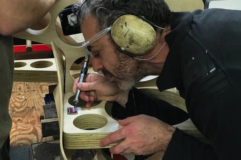 tom sachs トムサックス salon ニューヨーク マイアミ アート バセル ninety four art basel miami beach ブリコラージュ チェア artworks furniture