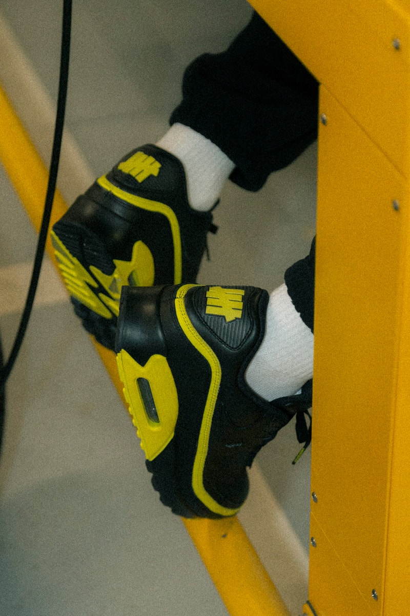 ナイキ x アンディフィーテッド Nike x UNDEFEATED による最新コラボ Air Max 90 の正式発売情報が解禁