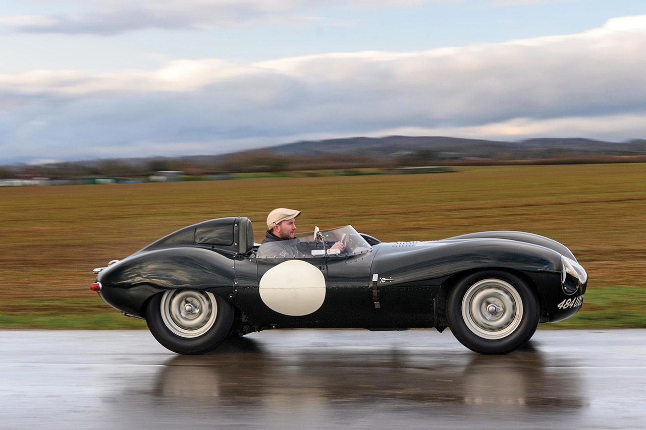 ジャガー Dタイプ 1955年製の Jaguar D-Type がオークションに出品 Rare Original 1955 Jaguar D-Type Auction race car australia local circuits races rm sotheby's paris france