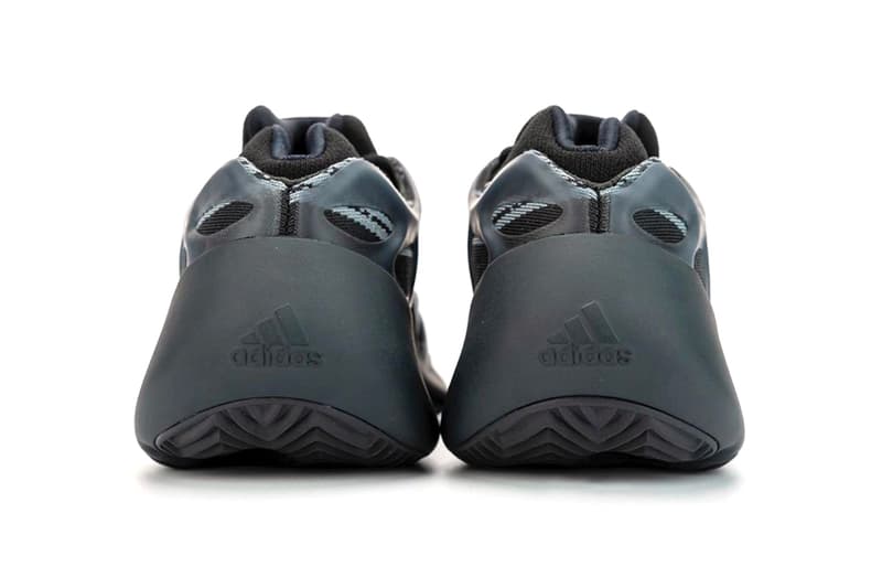 イージーブースト700 V3 の新色モデル“アルヴァ”の発売情報が浮上 adidas YEEZY 700 V3 Alvah Closer Look H67799 Release Info Date Buy Price Black Kanye West