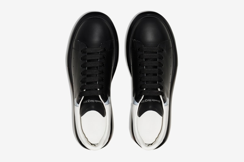 Alexander McQueen からエアソールが搭載されたオーバーサイズのスニーカーが再び登場 Alexander McQueen 3D Print Oversized Sneaker "black/white" release info buy now browns translucent bubble sole 