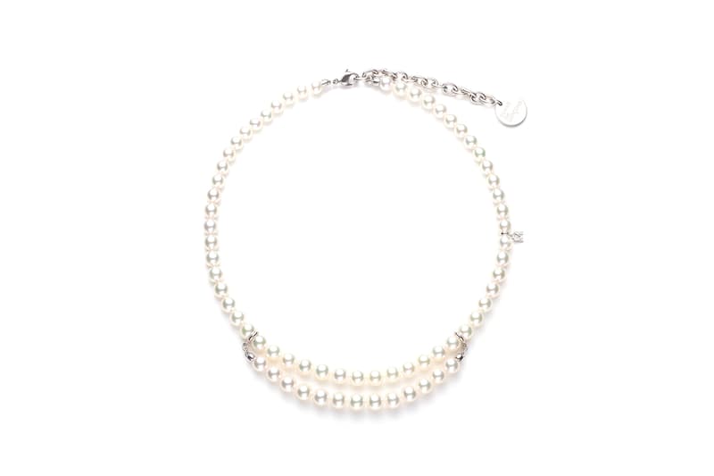 COMME des GARÇONS が日本を代表するジュエラーMIKIMOTO とパールネックレスのカプセルコレクションを発表 COMME des GARÇONS x Mikimoto Pearl Necklace Capsule Collection Rei Kawakubo Unisex Necklaces Jewelry Design CDG Japanese Label Collaboration Closer Look Release Information