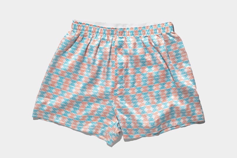 フランク・オーシャン Frank Ocean が 自身のレーベル Blonded 2020年春の新作マーチャンダイズをリリース Frank Ocean Blonded Spring 2020 Apparel Collection Merch Tour Merch In My Room Endless Blond Blonde DHL Prep+