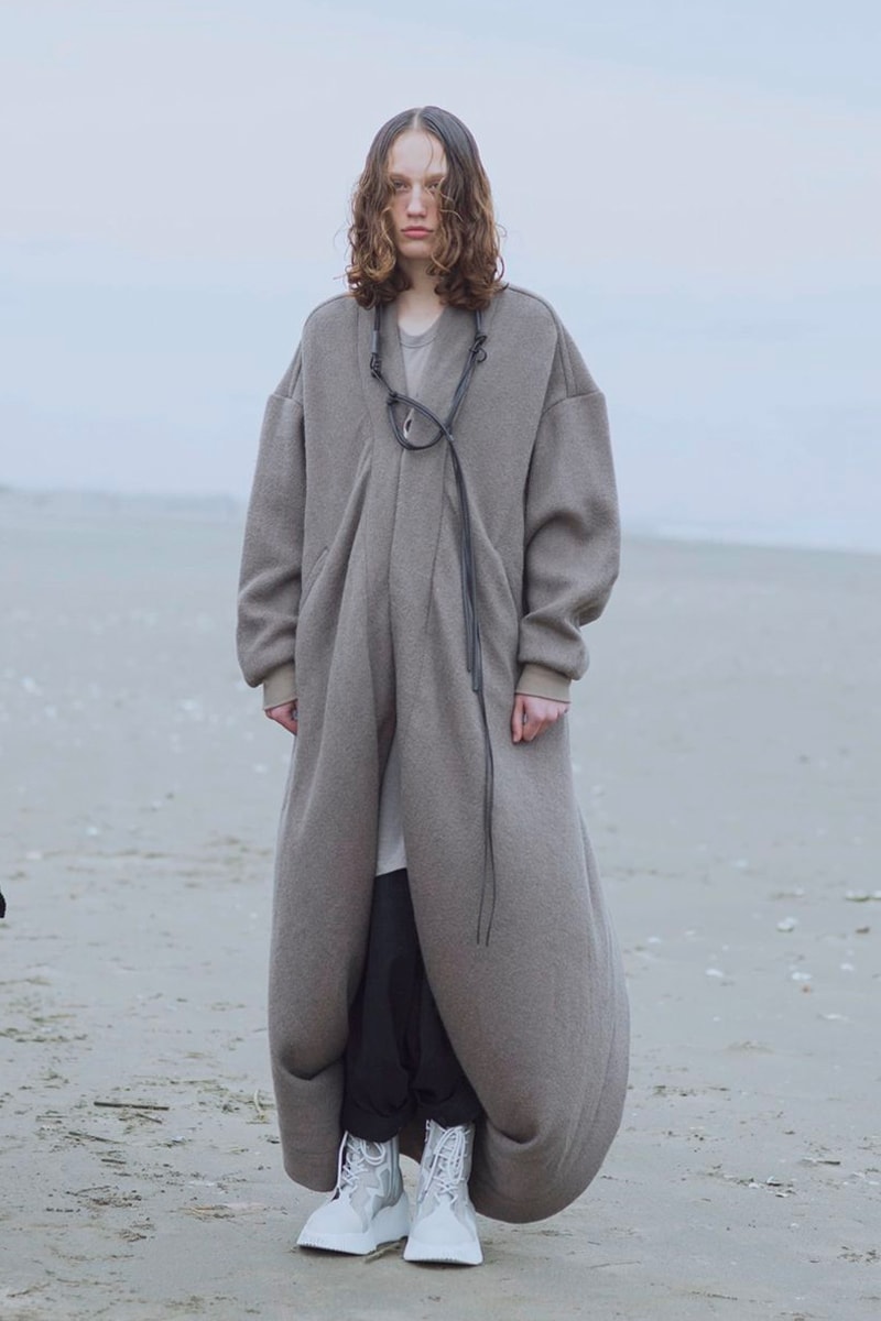 ユリウス JULIUSから2020年秋冬コレクション [ DUKKHA; ] のルックブックが到着 JULIUS Fall Winter 2020 [ DUKKHA; ] Collection Lookbook Release Info