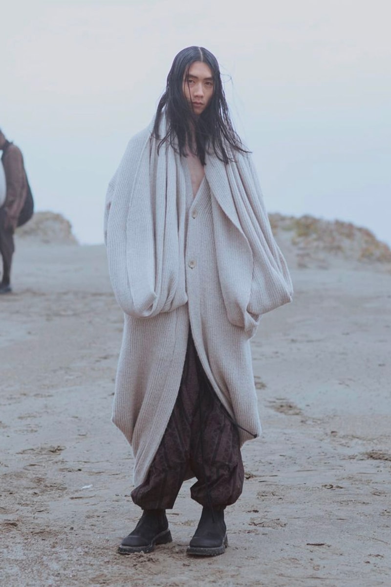 ユリウス JULIUSから2020年秋冬コレクション [ DUKKHA; ] のルックブックが到着 JULIUS Fall Winter 2020 [ DUKKHA; ] Collection Lookbook Release Info