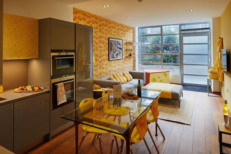 London 英国 ロンドン Opens チーズ ホテル Its First Cheese-Themed  カフェ ルージュHotel travel living uk united kingdom