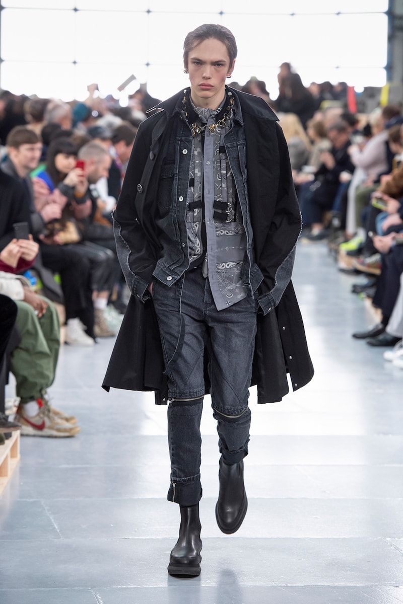 サカイ 2020年秋冬コレクションのバックステージに潜入 sacai Paris Fashion Week Fall Winter Runway Nike Pegasus Vaporfly pfw co ed chitose abe deconstruction military outerwear japanese designer layer styles leopard olive asymmetrical 