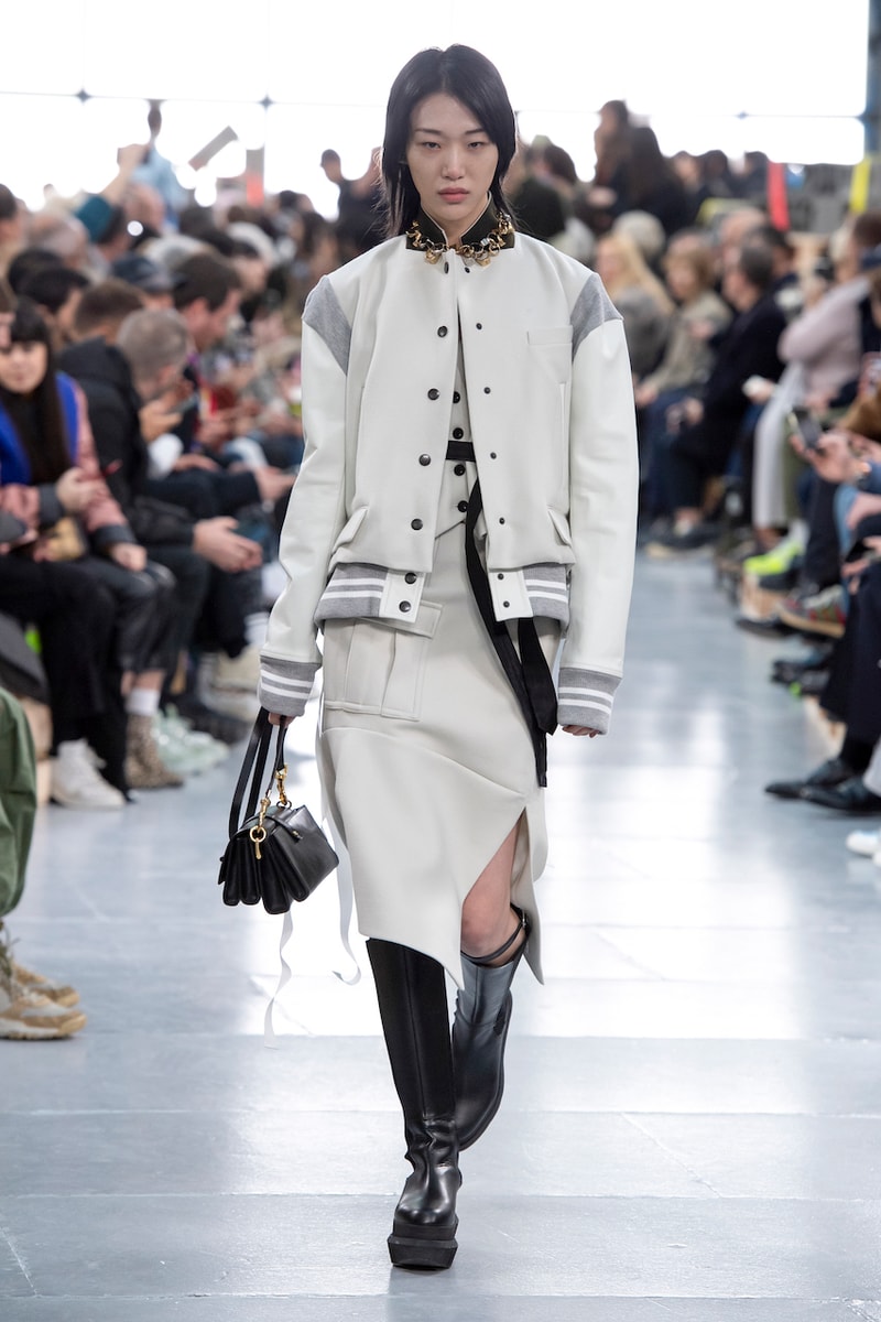 サカイ 2020年秋冬コレクションのバックステージに潜入 sacai Paris Fashion Week Fall Winter Runway Nike Pegasus Vaporfly pfw co ed chitose abe deconstruction military outerwear japanese designer layer styles leopard olive asymmetrical 