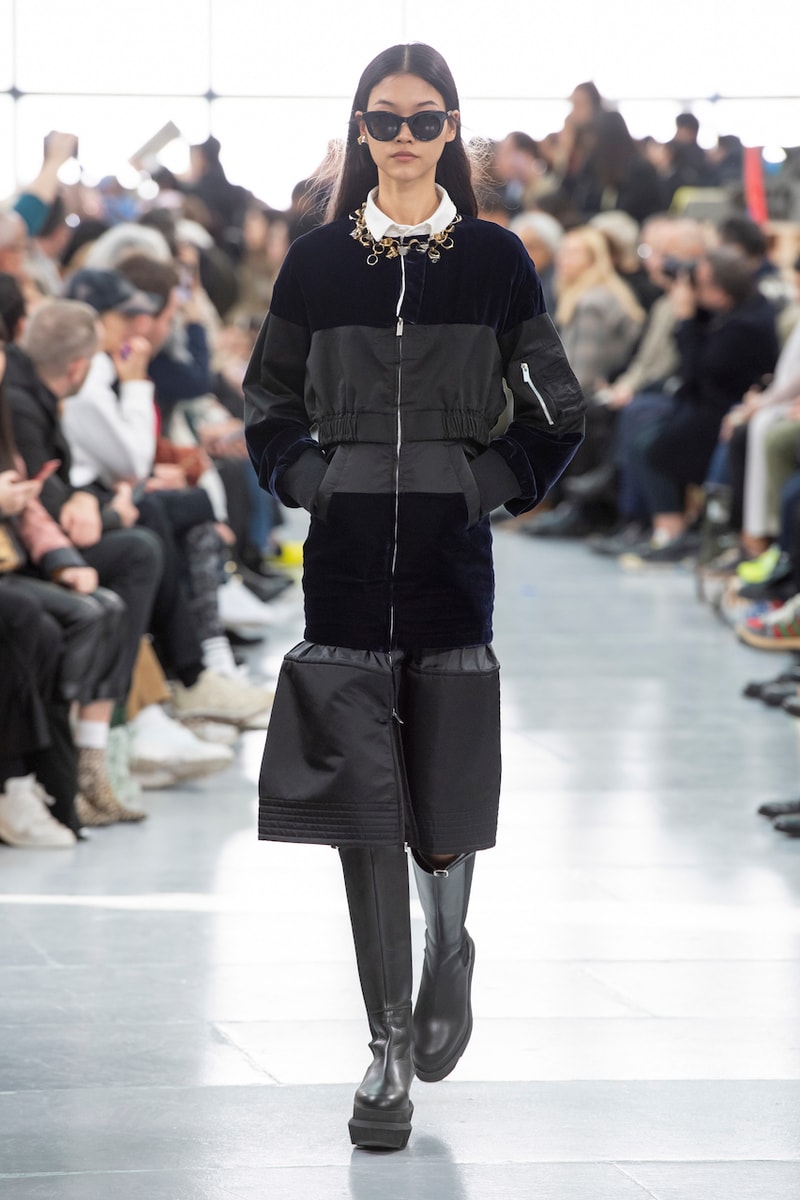 サカイ 2020年秋冬コレクションのバックステージに潜入 sacai Paris Fashion Week Fall Winter Runway Nike Pegasus Vaporfly pfw co ed chitose abe deconstruction military outerwear japanese designer layer styles leopard olive asymmetrical 