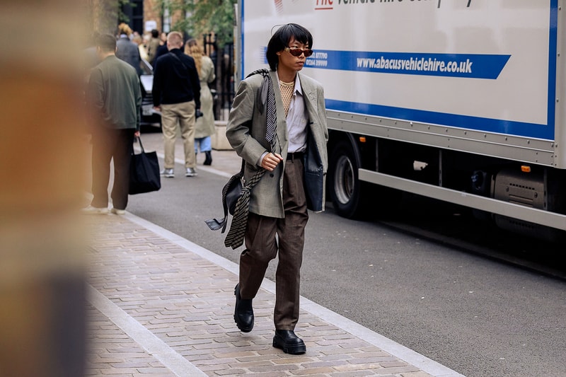 秋冬 2020 london fashion ロンドン ファッションウィーク メンズ  wee mens fall winter 2020 best ストリート バーバリー streetsyle prada louis vuitton burberry junya watanabe telfar dior rimora paria farzaneh priya ahluwalia studio プラダ マーティンローズ リモワ ディオール  martine rose nicholas daley grace wales bonner best dressed