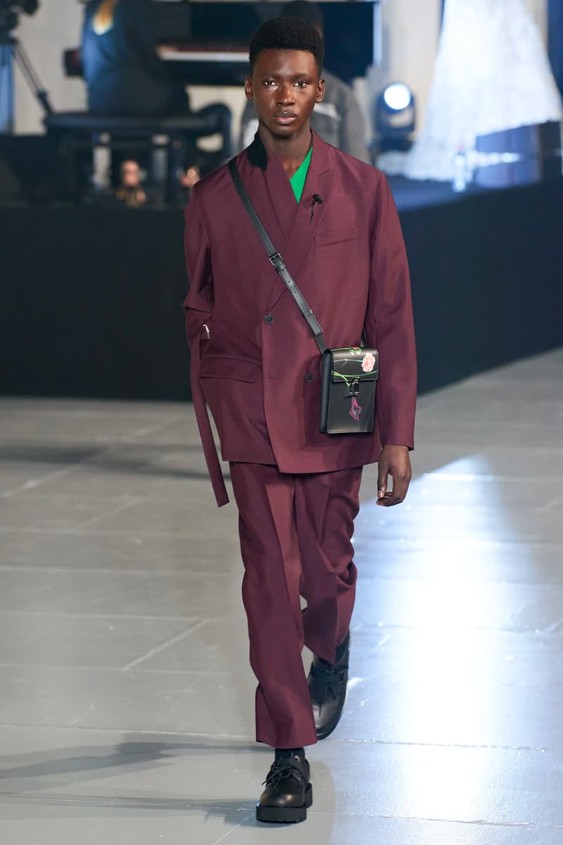 ヴァレンティノ 2020年秋冬コレクション オニツカタイガー Valentino Fall/Winter 2020 Runway Collection paris fashion week mens Pierpaolo Piccioli ready to wear flowers 