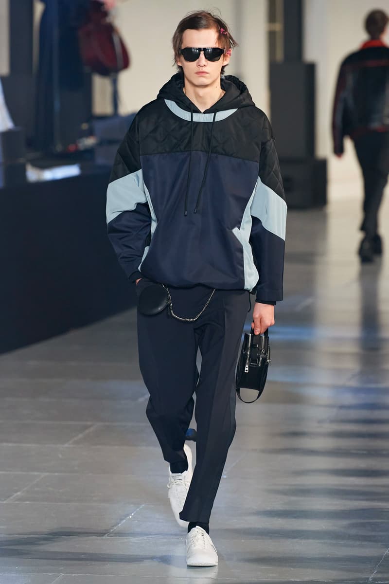 ヴァレンティノ 2020年秋冬コレクション オニツカタイガー Valentino Fall/Winter 2020 Runway Collection paris fashion week mens Pierpaolo Piccioli ready to wear flowers