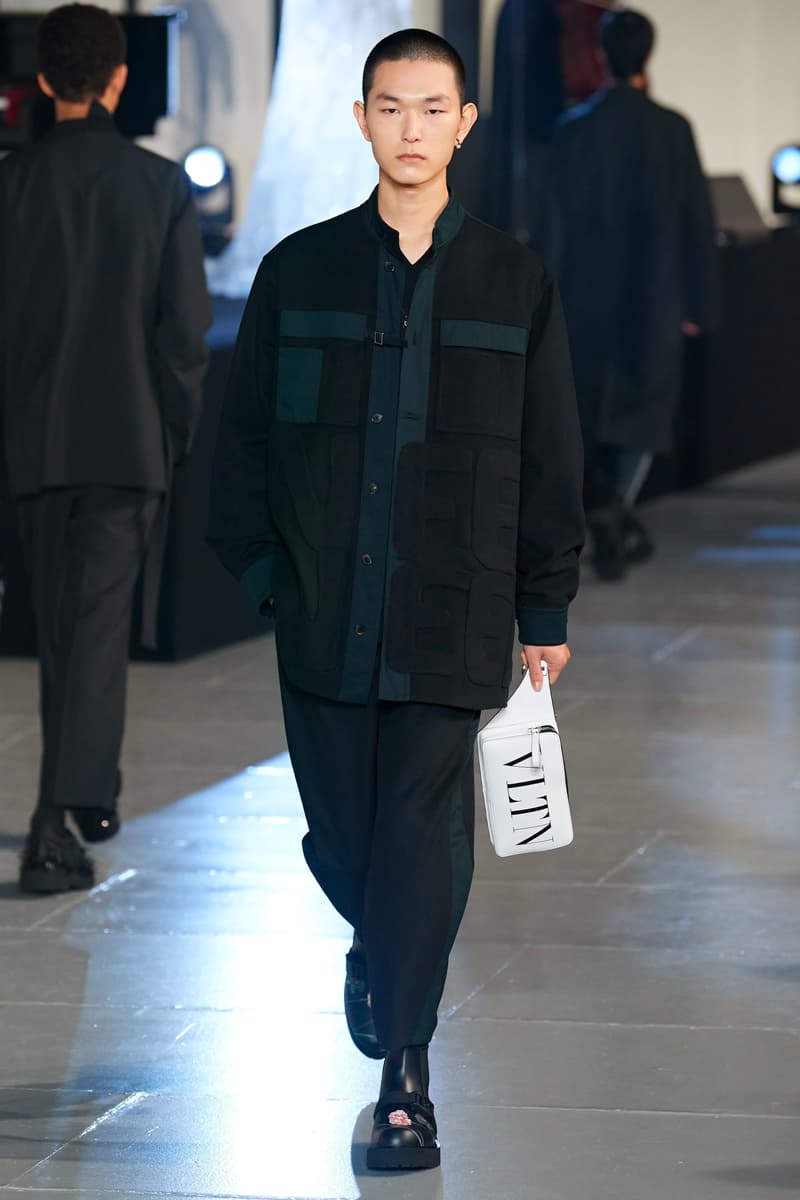 ヴァレンティノ 2020年秋冬コレクション オニツカタイガー Valentino Fall/Winter 2020 Runway Collection paris fashion week mens Pierpaolo Piccioli ready to wear flowers 