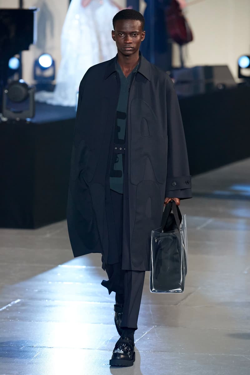 ヴァレンティノ 2020年秋冬コレクション オニツカタイガー Valentino Fall/Winter 2020 Runway Collection paris fashion week mens Pierpaolo Piccioli ready to wear flowers