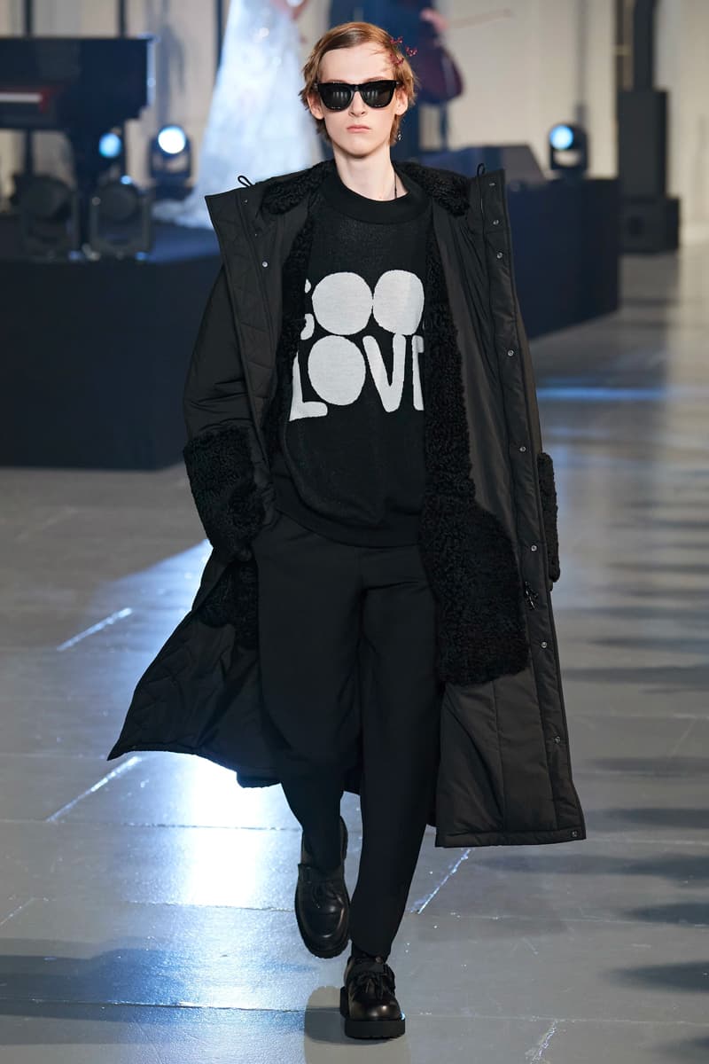 ヴァレンティノ 2020年秋冬コレクション オニツカタイガー Valentino Fall/Winter 2020 Runway Collection paris fashion week mens Pierpaolo Piccioli ready to wear flowers 