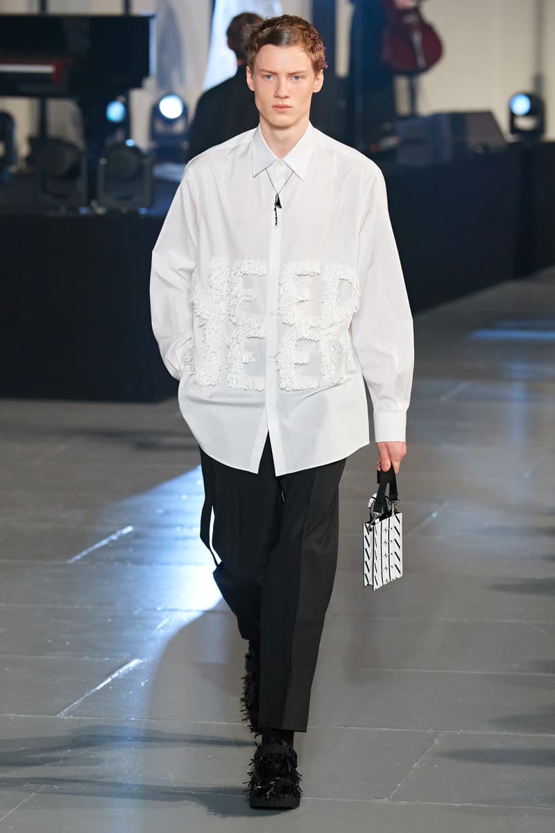 ヴァレンティノ 2020年秋冬コレクション オニツカタイガー Valentino Fall/Winter 2020 Runway Collection paris fashion week mens Pierpaolo Piccioli ready to wear flowers 