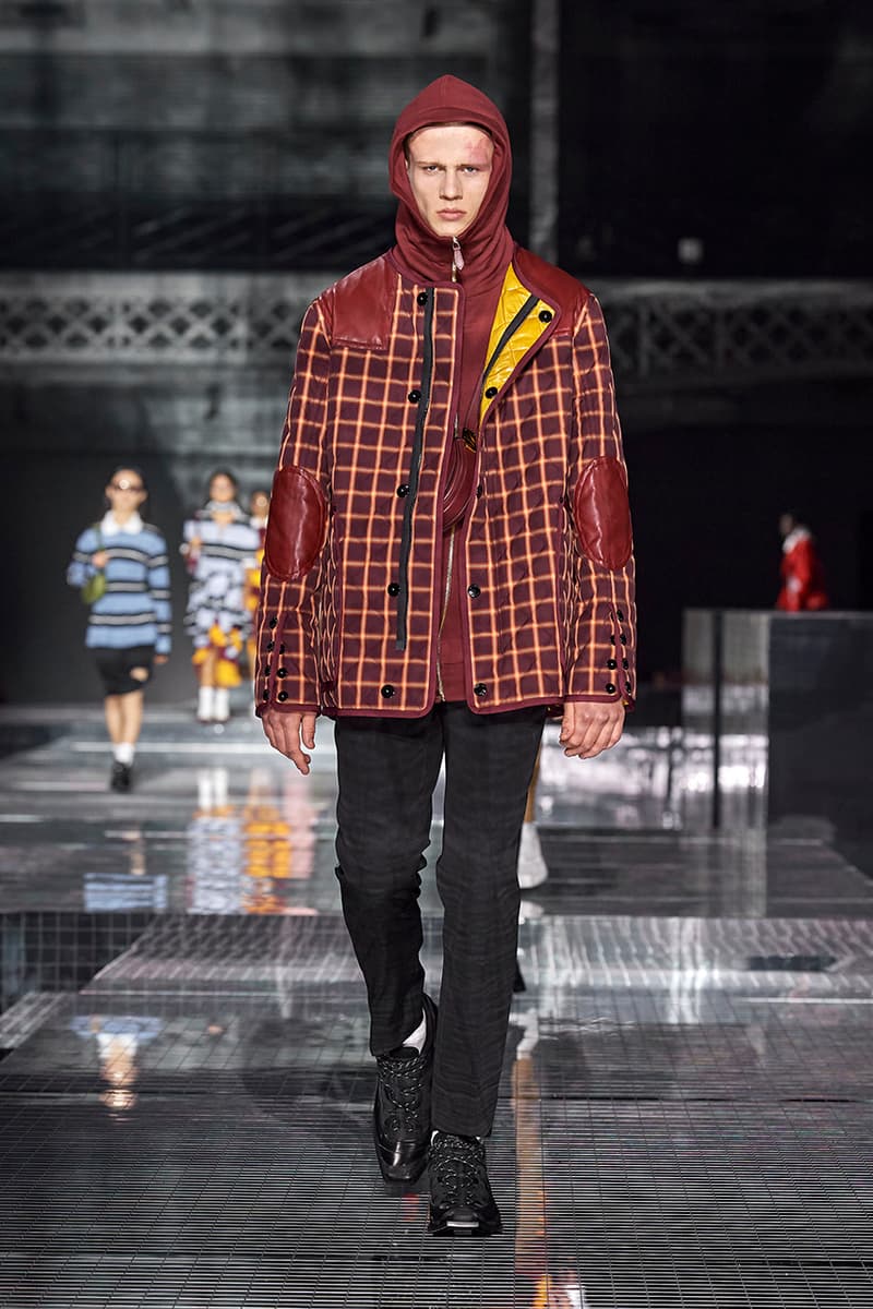 バーバリー2020年秋冬コレクション Burberry "Memories" Fall/Winter 2020 London Fashion Week Runway Show Riccardo Tisci Looks Kensington Olympia Fashion House Heritage British Tailoring Coats Katia and Marielle Labèque producer Arca Performance