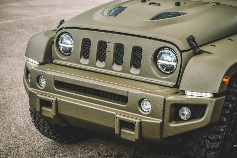 英国カスタムカーメーカーから軍用車仕様の Jeep Wrangler Sahara が登場 Chelsea Truck Co. Black Hawk Expedition Info Jeep Wrangler Sahara off-roading SUVs Jeeps 