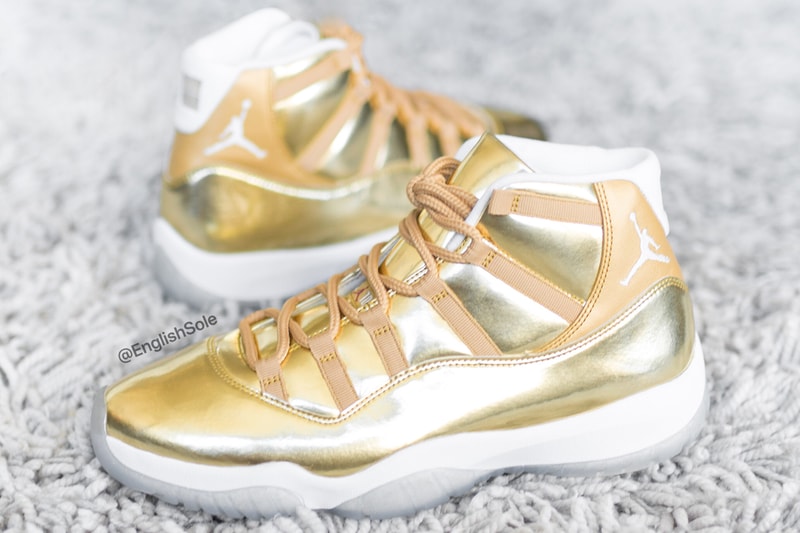 黄金に光り輝く OVO × Air Jordan 11 のビジュアルが公開 Drake's Unreleased Gold OVO Air Jordan 11 Closer Look Official Golden Flecks Metallic Icy Sole Unit Jumpman 23 Shoetrees Glitter Highly Limited Samples 10 Pairs Shoes Footwear Sneakers