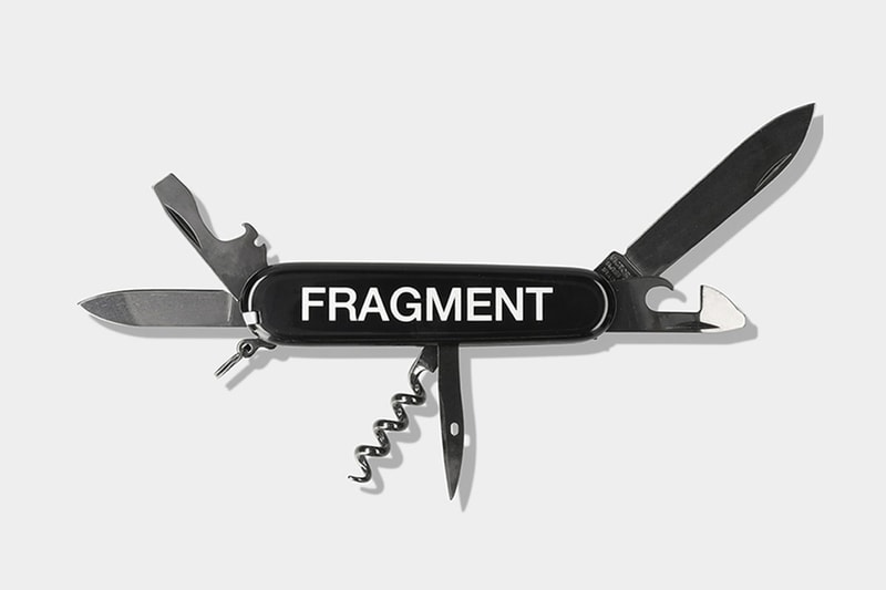 藤原ヒロシ フラグメント x ビクトリノックスによるアーミーナイフが発売 fragment design x Victorinox によるダブルネームのアーミーナイフが発売
