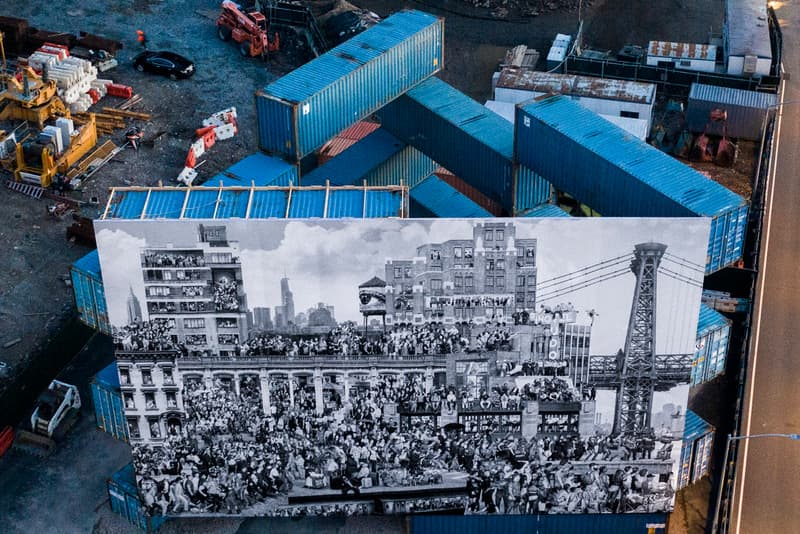 ジェイアール NY ドミノパークにストリートアーティスト JR の巨大壁画が登場 jr chronicles of new york mural domino park stacked shipping containers
